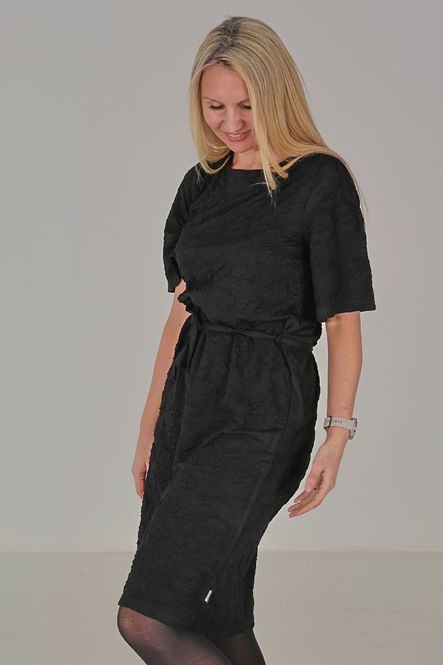 Hovedbilde Helle sort kjole 