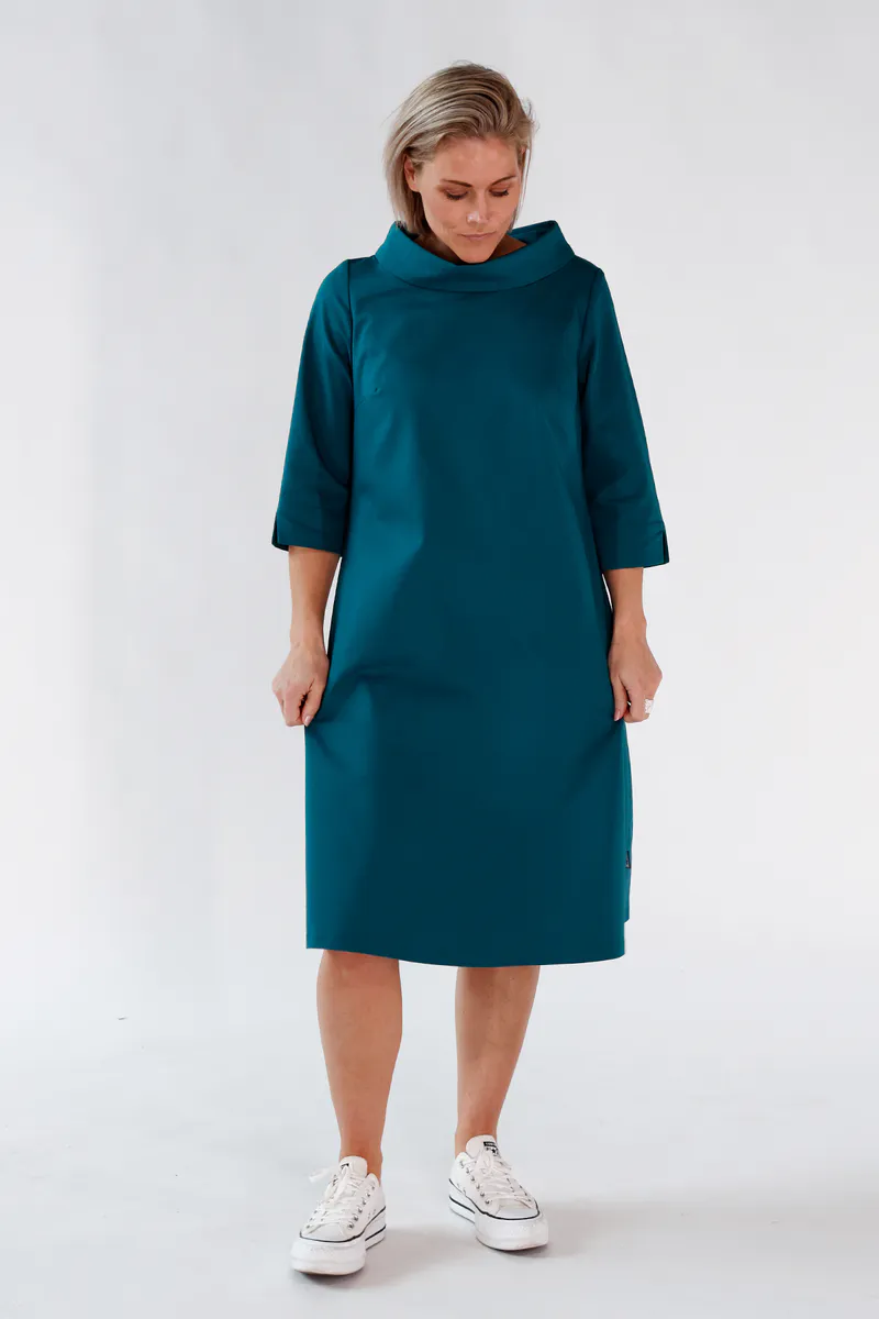 Pippa elegant petrolfarget kjole